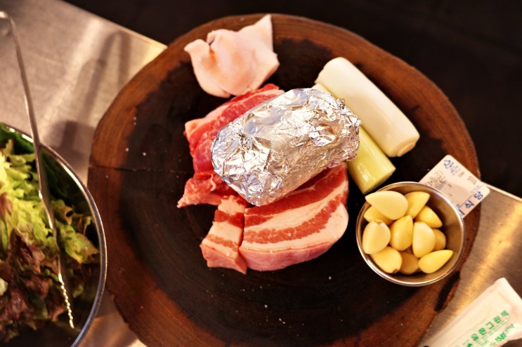  서울 3대 고기집, 웨이팅하는 삼겹살 목살 맛집 [금돼지식당]