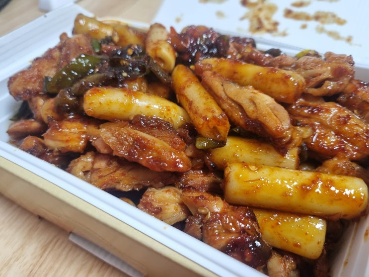  지코바는 역시 순살 매운맛(Feat.떡추가)!!