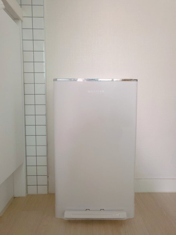  매직캔 휴지통 히포크롬 27리터 쓰레기통 저렴하게 사는 방법 ( 맘큐 추천인 / 사용 두달 후기)