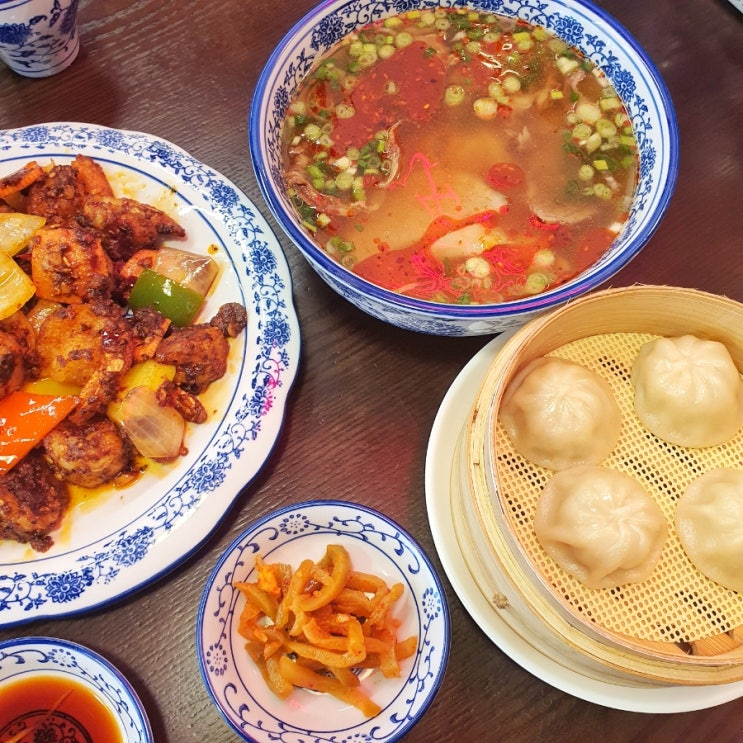 부산대 맛집 도삭면으로 만들어진 우육면, 샤오롱바오, 깐쇼마라새우 주문 '샤오바오 부산대점' 부산대 맛집 도삭면으로 만들어진 우육면, 샤오롱바오, 깐쇼마라새우 주문 '샤오바오 부산대점'