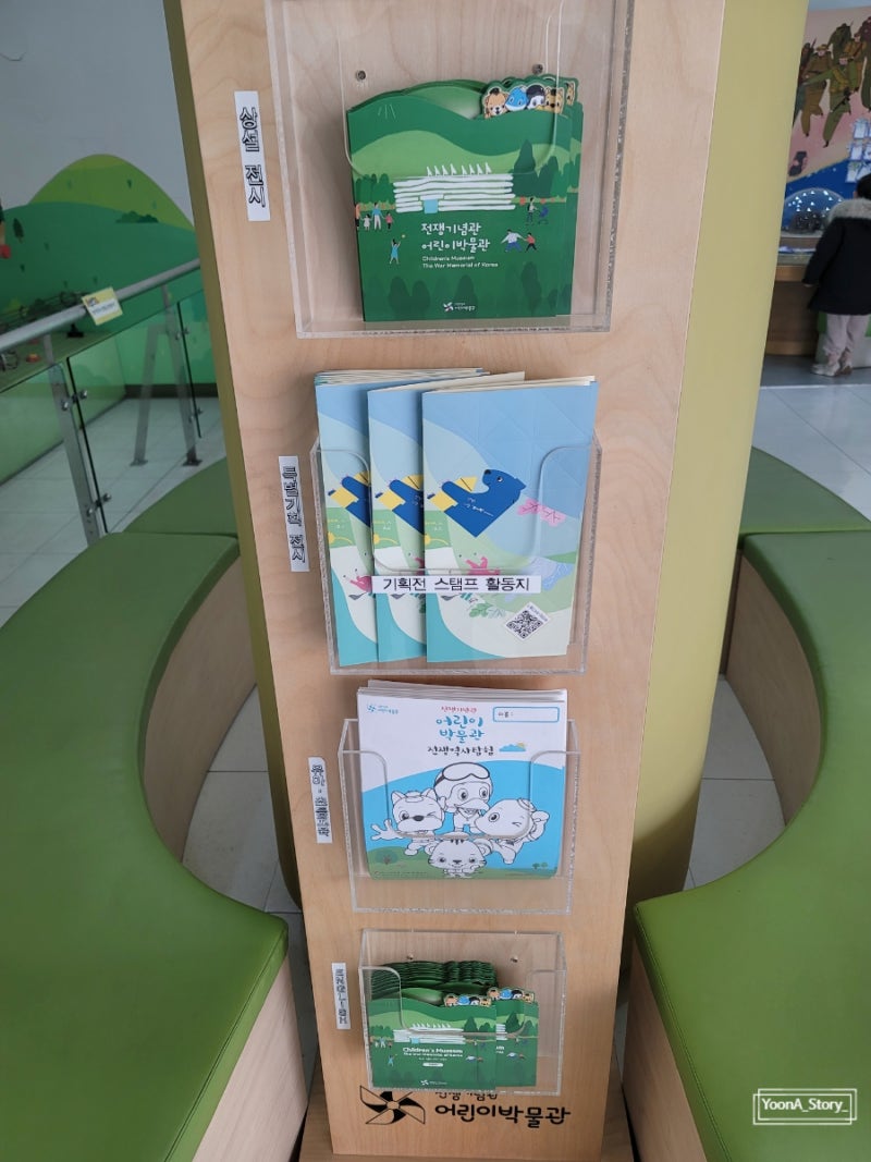 병사에 대한 '자동진급'이 폐지되면서 최장 15개월을 일병으로 복무하는 상황이 생기게 됐습니다. 병사 급여를 덜 주려는 것 아니냐는  등의 반발이 나옵니다. #자동진급 #군복무 #병사급여 #KBS #KBSNEWS, image size:800x1067