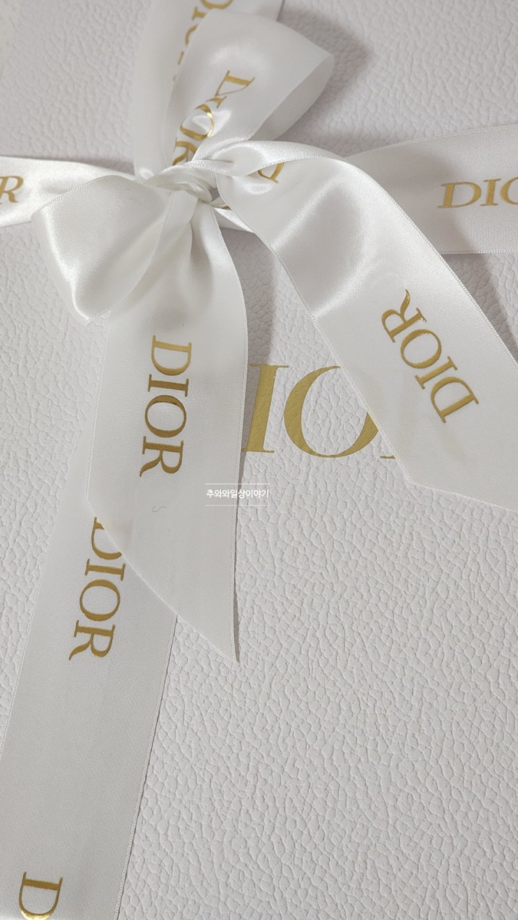디올(Dior) 카로백 미디움 블랙 퀼트 매크로까나쥬 금장 언박싱 상세후기