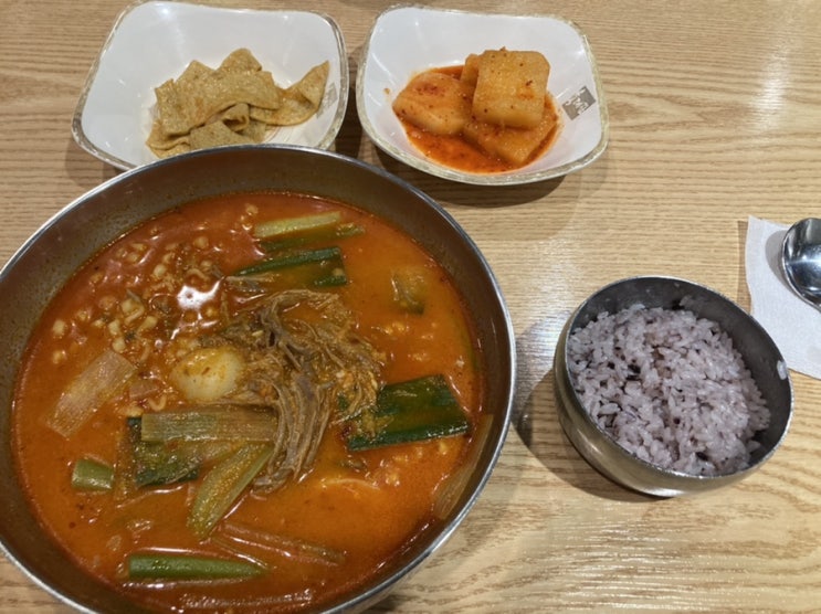  [육대장 의정부솔뫼점] 옛날전통 육개장, 육칼면, 가격, 메뉴