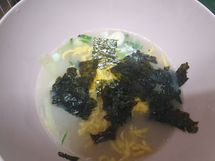  설날 떡국 끓여먹은 썰 + 한달째 감기