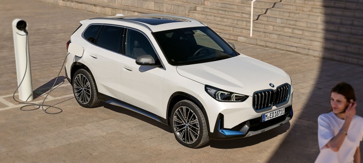  BMW THE NEW iX1 전기차 사고 싶지만 패스~
