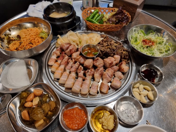  부산 명지동 고기맛집 "삼굽살 명지점" 육즙가득 구워주는 삼겹살맛집 추천!