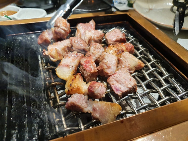  논현 고기집 영동그집 회식장소로 딱이야!