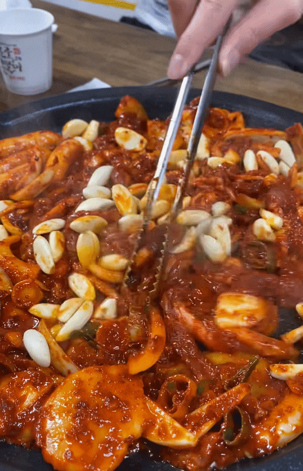  [맛집리뷰] 영등포 타임스퀘어 맛집/ 윤달오리전문점 (오리주물럭 강추!)