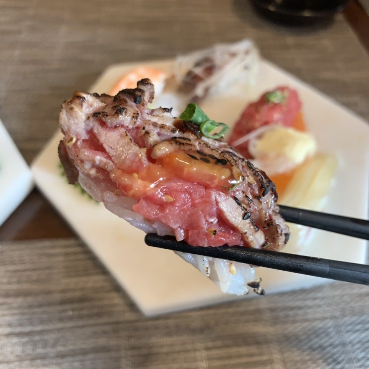  [우만동] 너무 맛있고 고급스러운 초밥을 가성비있게 먹을 수 있는 수원우만동맛집 로지우라스시