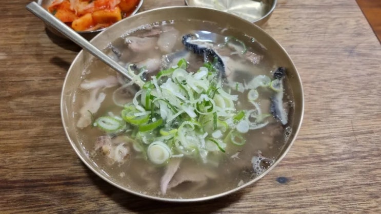 명불허전 전통의 곰탕 맛집 하동관 명동본점(미슐랭 가이드)