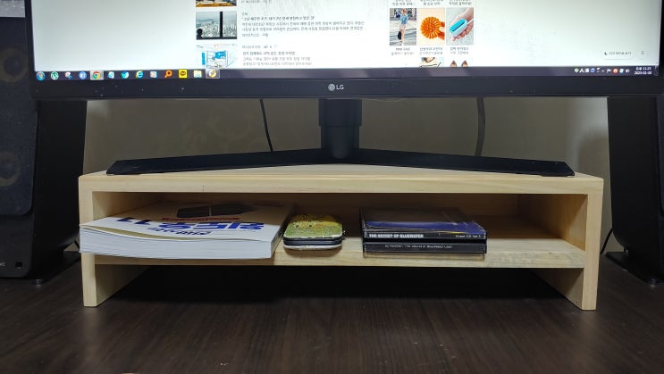 늘솜 우드 원목 모니터 받침대 수납공간이 있어서 마음에 들어요 늘솜 우드 원목 모니터 받침대 수납공간이 있어서 마음에 들어요