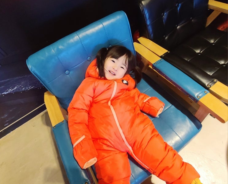  노무현생가 디오라마월드 카페
