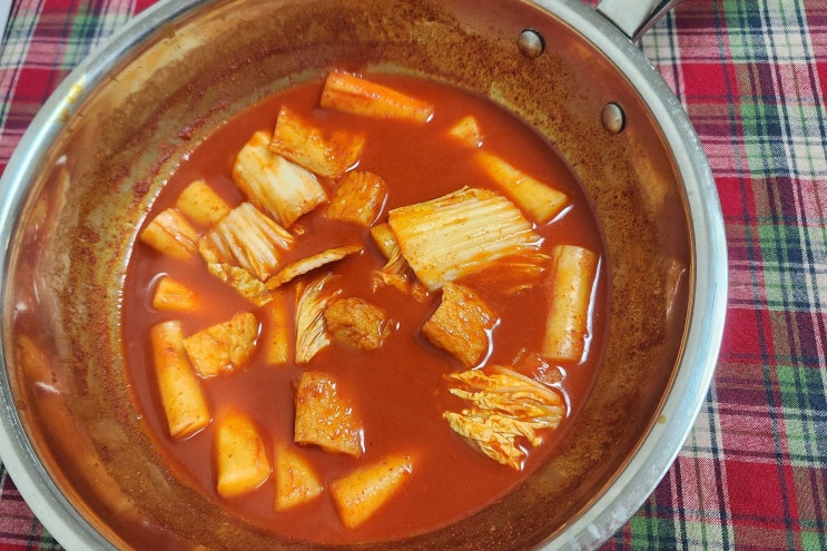 친구 덕에 먹어본 사과떡볶이 밀키트!