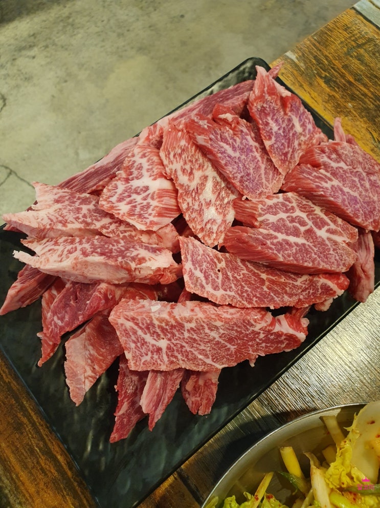  [신사동] 신비갈비살- 한우갈비살 전문점