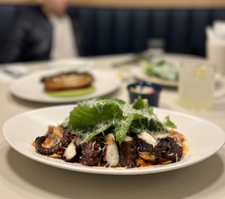  강남 소개팅, 청첩장 식당으로 좋은 파츠 강남N점 | 주차도 굿