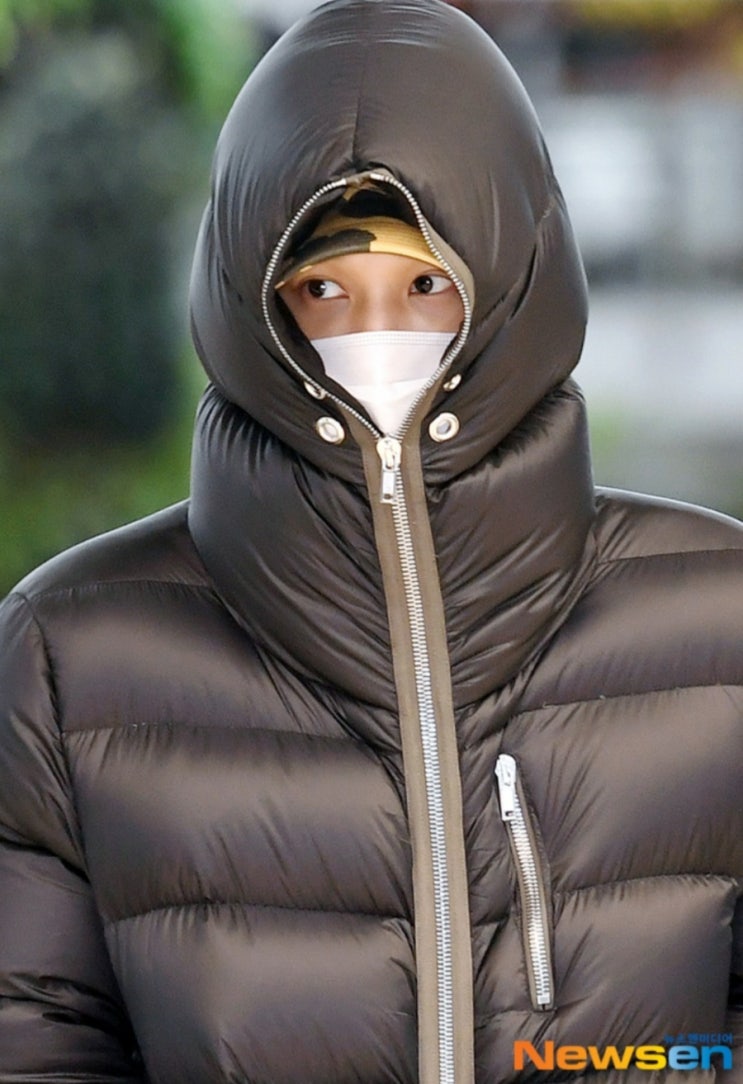 엑소 카이(KAI) 공항패션 "릭 오웬스" 다운패딩 자켓 정보 파헤치기