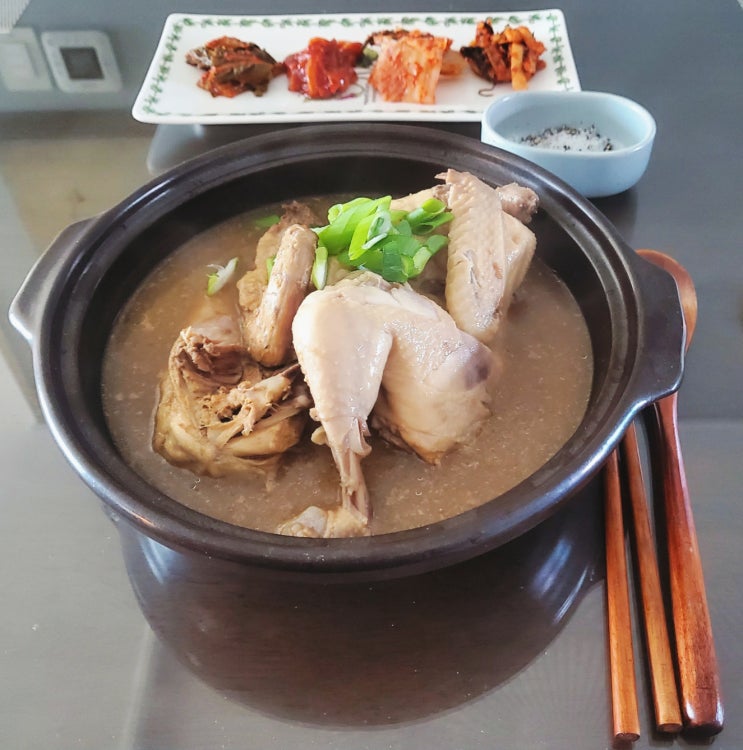 한방육수로 집에서 만든 알러지성분 제거한 옻삼계탕"간단한 요리레시피 한방육수로 집에서 만든 알러지성분 제거한 옻삼계탕"간단한 요리레시피