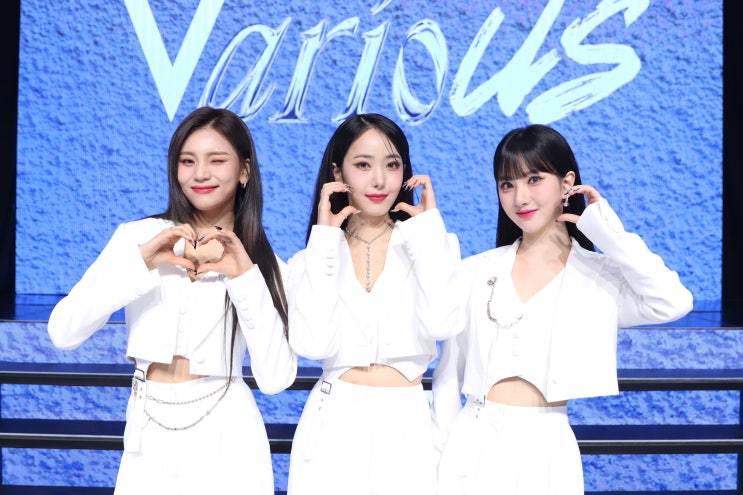 비비지 은하·신비·엄지, 신보 '베리어스' 발표...여자친구 8주년에 "감회 새롭다 재결합 조심스러워" 비비지 은하·신비·엄지, 신보 '베리어스' 발표...여자친구 8주년에 "감회 새롭다 재결합 조심스러워"