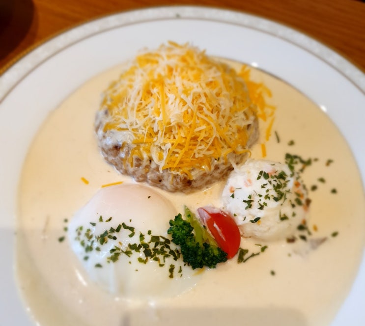  수원 광교 아브뉴프랑 맛집 그렇게 함박이 된다 방문기