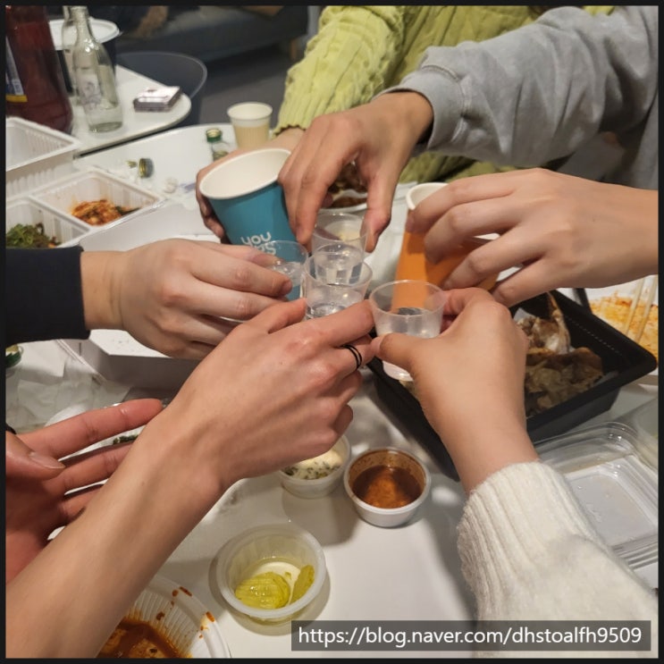  깔끔한 종로 파티룸, 워크샵! 모임공간 235에서 프라이빗 신년회