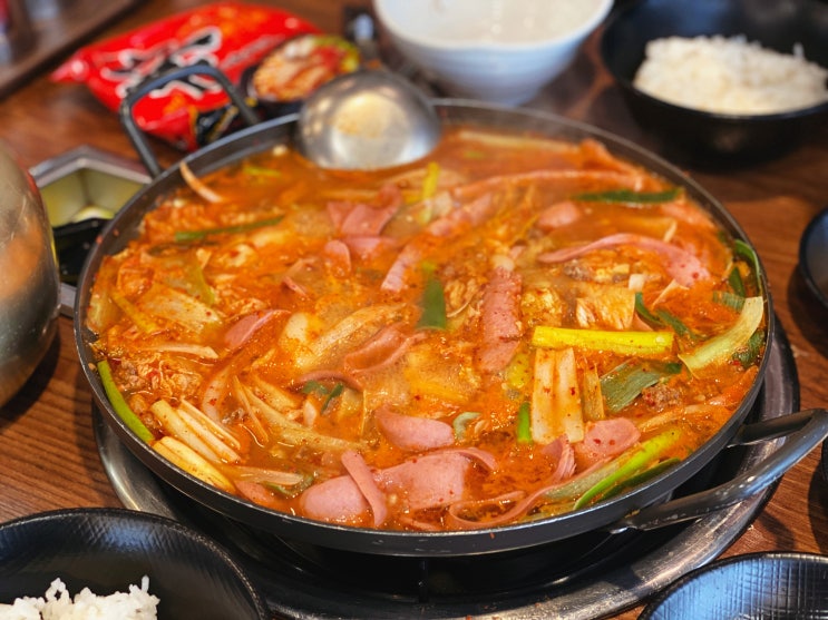  봉담 중심상가 맛집 :: 동화리 모두의부대찌개 본점(feat.계란말이)