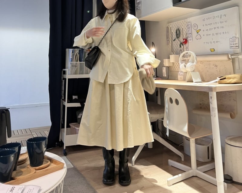 킨더살몬 스커트 Gathered Flare Skirt Butter-Cream