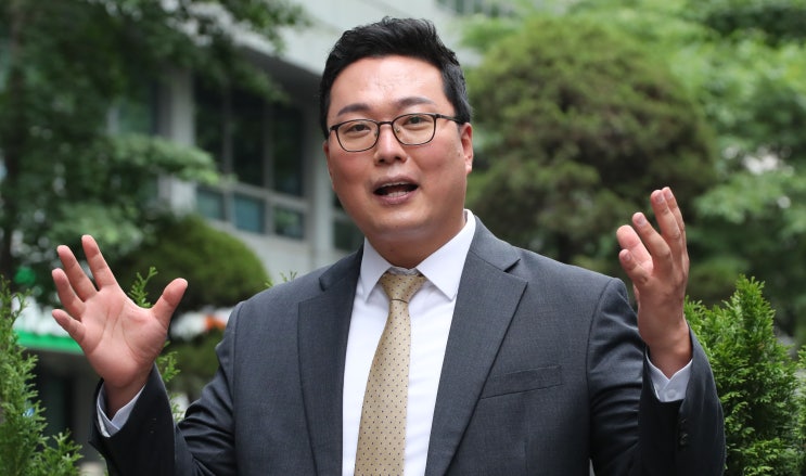  천하람 나이 변호사 프로필 와이프 아내 결혼 고향 가족 자녀 재산