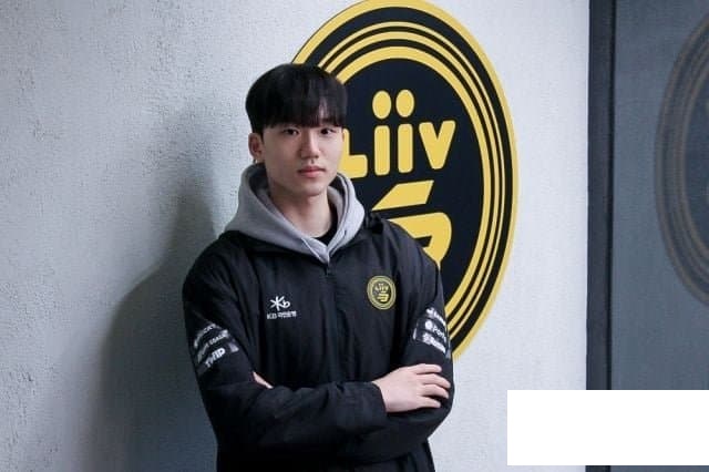  최근 리그 오브 레전드 챔피언스 코리아(LCK) 에서 인기 엄청 늘고 있는 선수 윌러 김정현