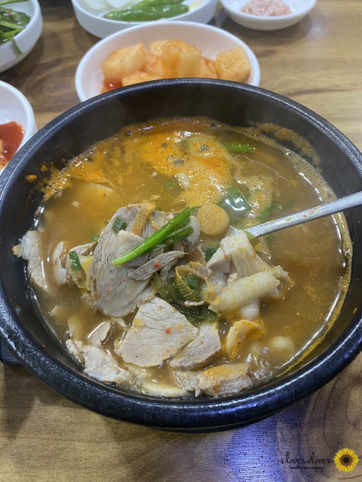 [부산여행] 부산역 근처 빨간 돼지국밥 밀양돼지국밥 !