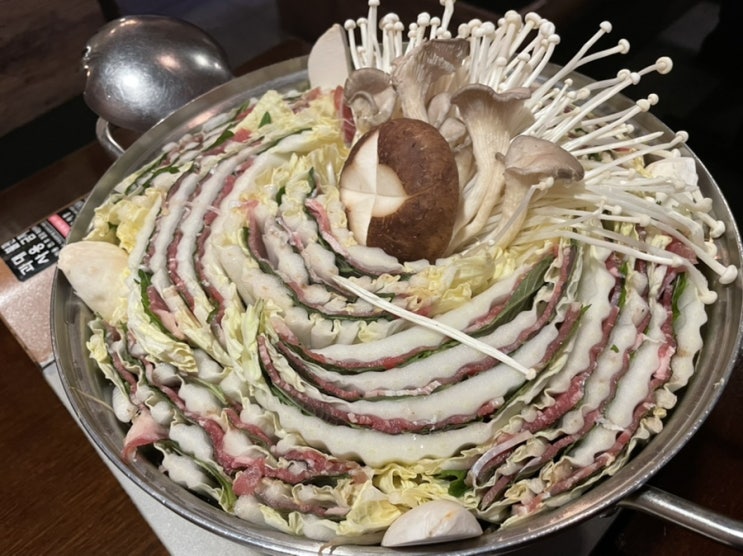  [교대] 뜨끈한 국물 요리 밀푀유나베 맛집 그림나베