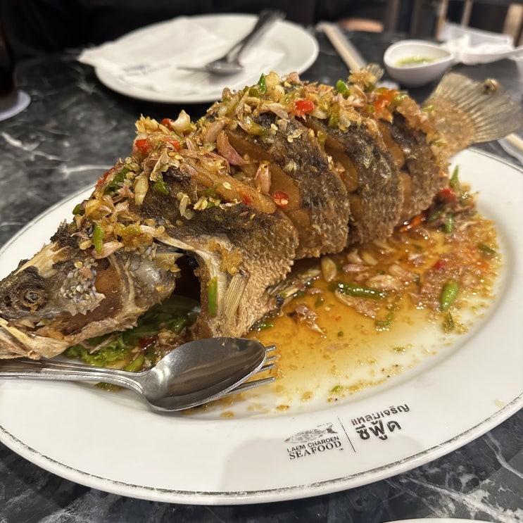  [태국 한달살이] 4일차 (짜뚜짝 주말시장, 빈티지 앤티크 마켓 Bang sue Junction, 램자런 Laem charoen Seafood, 팡차 Pang cha)