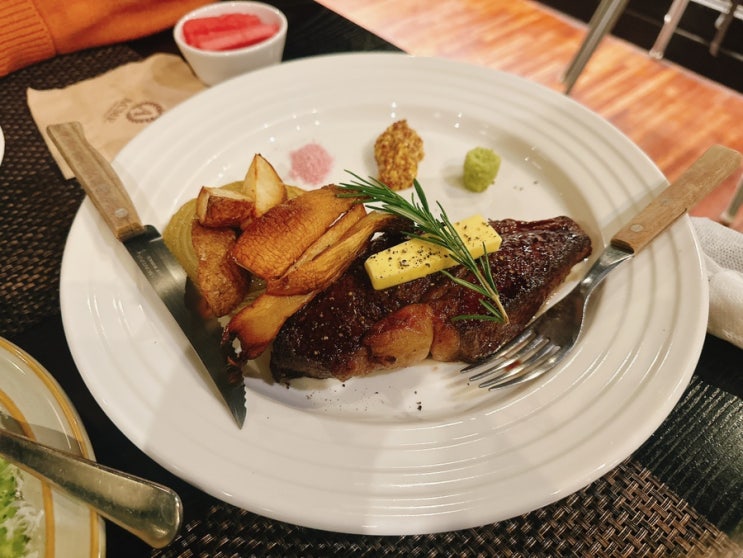 수원 영통맛집 미각의 정점 아크메 ACME