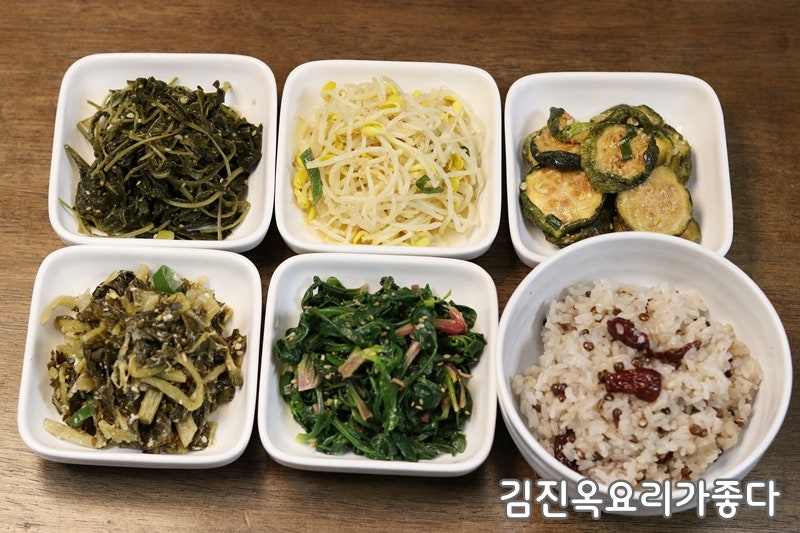 정월대보름 밥상소개합니다~정월대보름에 도움이 될 보름나물 및 찰밥 만들기 / 보름요리 보름나물 오곡밥 만드는방법 : 네이버 블로그
