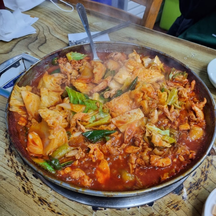  대구 칠성시장 닭불고기 맛집 김해통닭 맛있어요!!
