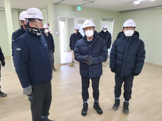 정기환 <b>한국마사회</b> 회장, 영천<b>경마</b>공원 현장 점검