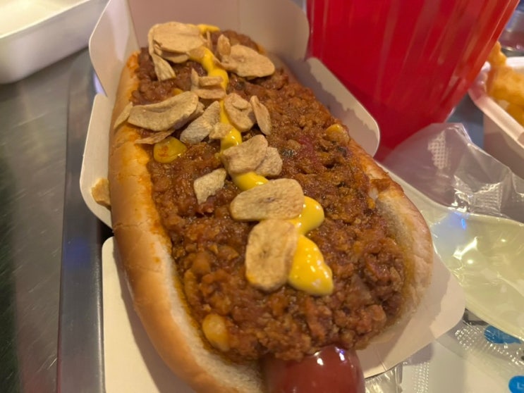부평맛집 칠리아웃 수제핫도그 샐러드 혼밥 혼술 하기에도 좋은 곳 부평맛집 칠리아웃 수제핫도그 샐러드 혼밥 혼술 하기에도 좋은 곳