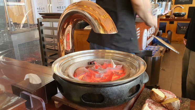  천안 청당동 법원 앞 목살 식당 바른고기의 점심 식사