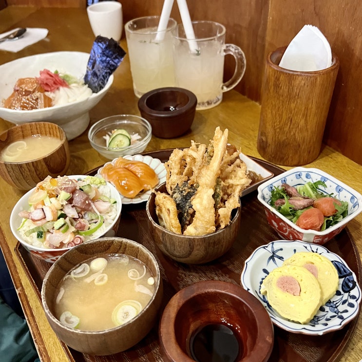  신사동 가로수길 맛집, 플레이팅과 맛이 좋은 온기정 온반자이와 사케동