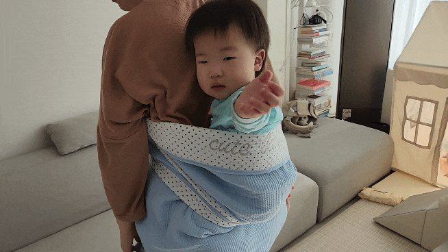  아기 포대기매는법 : 5개월부터 13개월 현재까지(포대기에서 눕히는 법도 포함!)