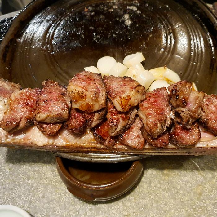  [삼각지] 몽탄, 주말 오후 1시에 가서 오후 8시에 먹은 썰 (+예약팁/주관주의맛평가)