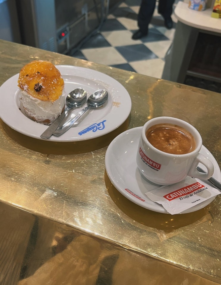  무조건 가야되는 세비야 타파스 맛집 El Pasaje 이베리코 타다끼, 카페 LA CAMPANA 생크림빵 강추!