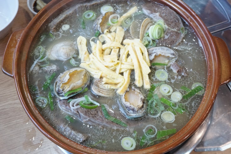  광주 광산구 운남동 항아리한방갈낙탕 맛집 목사골대패삼겹살 최고의 보양식