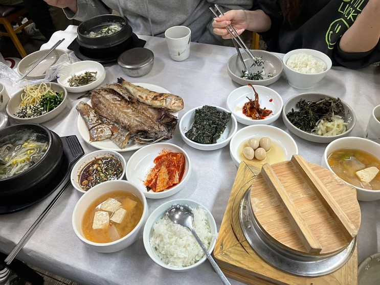 통영 솥밥 정식 로컬 맛집 동해식당