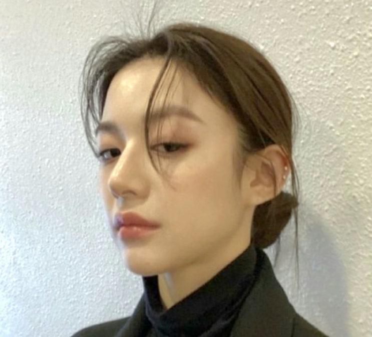  우유부단한 사람은 코를 높여라