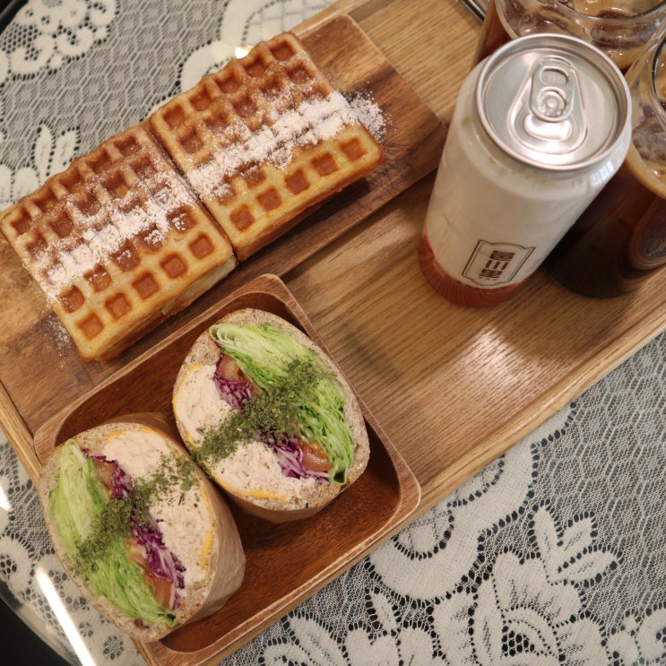  파주 운정 동패동 카페 레트로 감성 샌드위치 맛집 - 읍천리382
