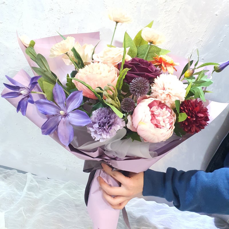 생화 같은 조화 졸업식 꽃다발 강남 압구정 꽃집 꽃페라