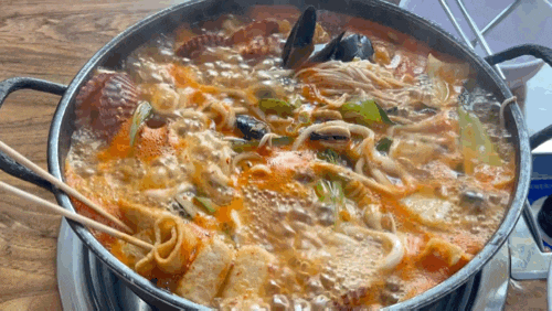  보영이네 해물칼국수 3500원 이벤트!! 춘천해물칼국수 춘천여행맛집