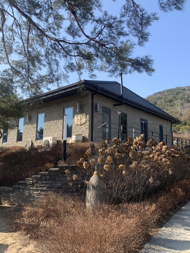  포인트빌 : 드라이브 코스로 좋은 북한산 뷰 카페, 불멍스팟까지