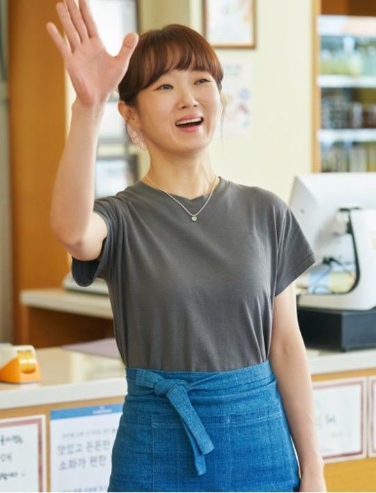 '일타 스캔들' 이봉련, 전도연 동료 선수로 남다른 존재감...개성 가득한 '연기 내공' 보여줘 '일타 스캔들' 이봉련, 전도연 동료 선수로 남다른 존재감...개성 가득한 '연기 내공' 보여줘