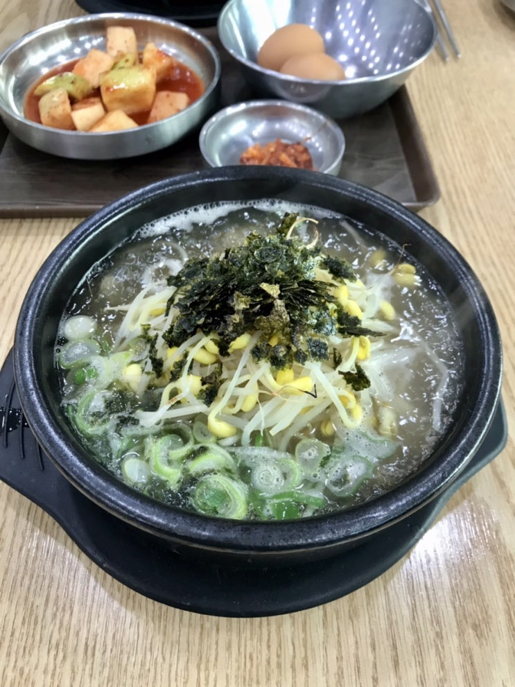 시원하고 든든한 육천원국밥 쌍용동 24시전주콩나물국밥 / 천안식후감